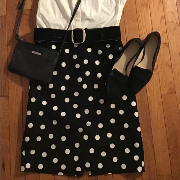 Ann Taylor Factory Dresses & Skirts - ANN TAYLOR FACTORY PENCIL SKIRT 🎉LIKE NEW‼️